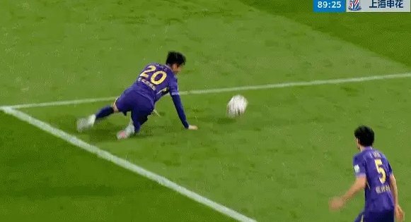 迪马塔头球破门，铜梁龙1-0制胜