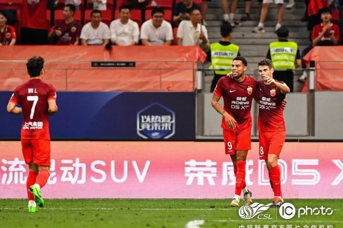 关键逆转！西海岸3-2力克玉昆，内尔松双响助力10轮不败