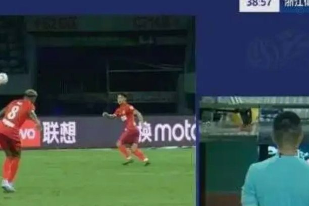 中超-米特里策建功纳萨里奥点球被吹 浙江队2-0河南