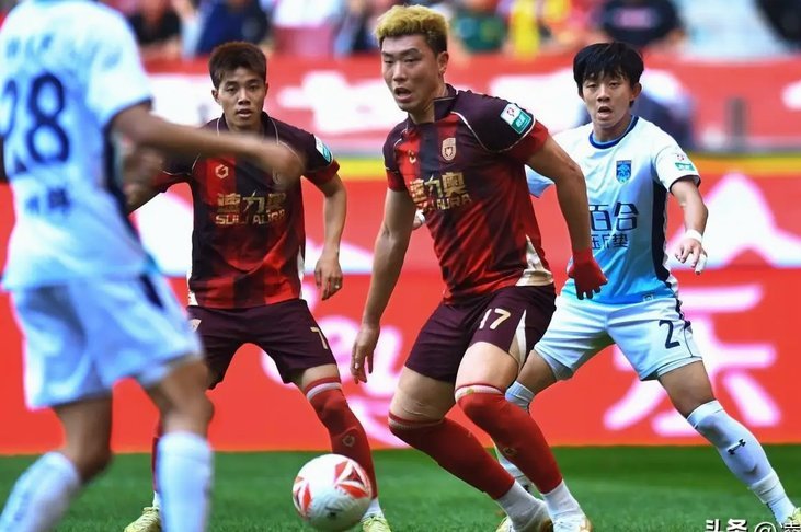 足协杯：武汉三镇点球4-3淘汰青岛红狮，晋级下一轮