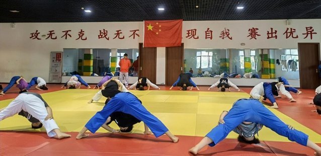 足球启示录：中国体育的思考