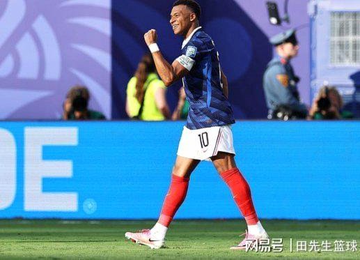 姆巴佩世界杯22球登顶历史射手王