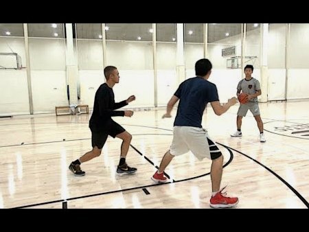 拉马西亚怎么教无球跑位的