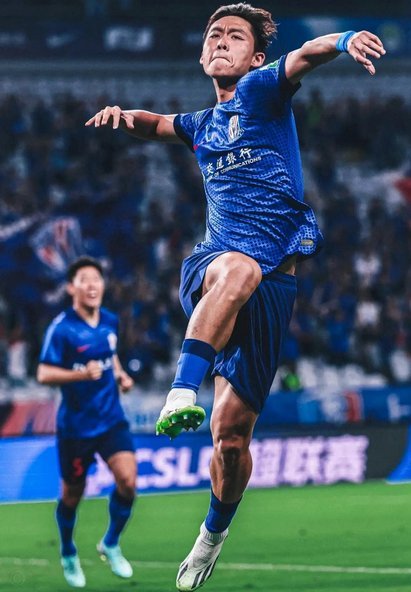 唐田申花战术变革：从泰山经验看未来方向