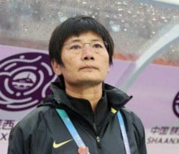 马德兴怒斥米利西奇：女足史上最差教练，混子还不滚蛋吗？