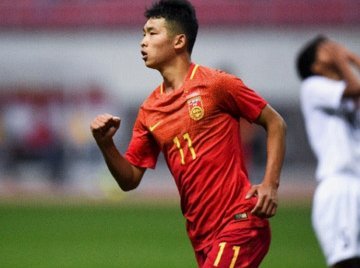 中国U16男足2-0卡塔尔队 取得U17海湾杯“开门红”